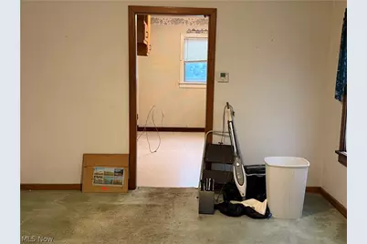 4842 Noble Street, Bellaire, OH 43906 - Photo 6
