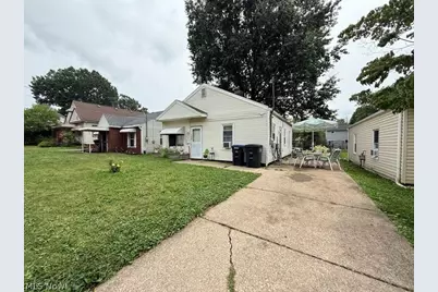 776 Triplett Boulevard, Akron, OH 44306 - Photo 2