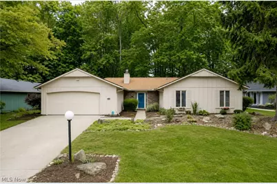 5901 Hawthorne Hollow, North Ridgeville, OH 44039 - Photo 1