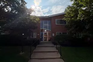 441 Tollis Pkwy, Grandview Heights, OH 44147 - Photo 2