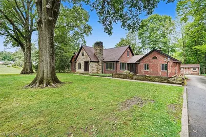 2381 Chatham Road, Akron, OH 44313 - Photo 6