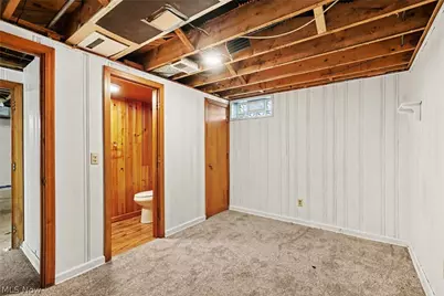 2381 Chatham Road, Akron, OH 44313 - Photo 28