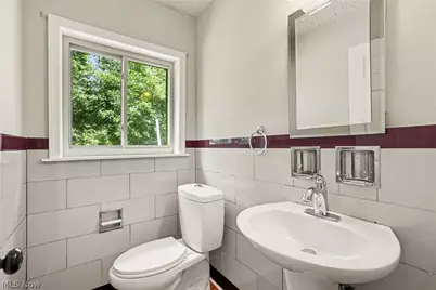 2381 Chatham Road, Akron, OH 44313 - Photo 12