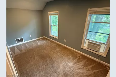 631 Mill Avenue, Amherst, OH 44001 - Photo 22