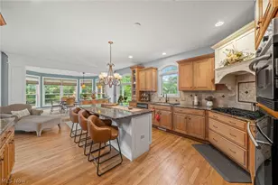 9240 Chamberlin Rd, Twinsburg, OH 44087 - Photo 16