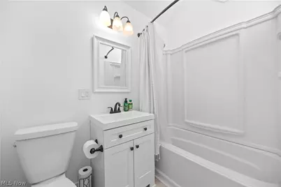 319 E Main Street, South Amherst, OH 44001 - Photo 16