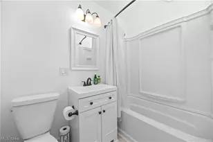 319 E Main St, South Amherst, OH 44001 - Photo 16