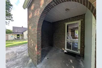 295 N Church Street, Dalton, OH 44618 - Photo 4