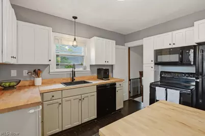 1605 Warren Road, Oakwood, OH 44107 - Photo 16