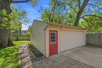 1605 Warren Road, Oakwood, OH 44107 - Photo 42