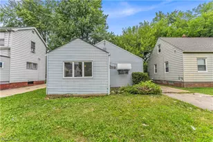 12518 Leeila Ave, Loveland, OH 44135 - Photo 2