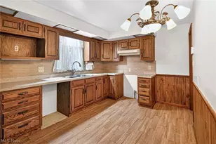 2196 Renwick Dr, Poland, OH 44514 - Photo 6