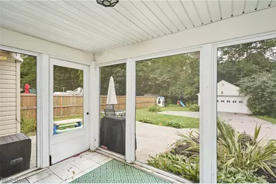 156 Melbourne Avenue, Akron, OH 44313 - Photo 12