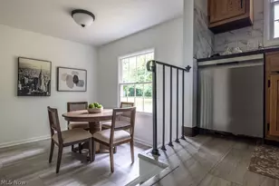 2445 Olentangy Dr, Akron, OH 44333 - Photo 14