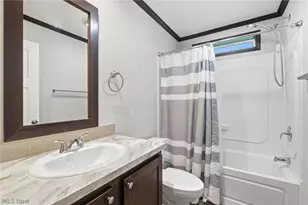 313 Eagle Cir, Elyria, OH 44035 - Photo 18
