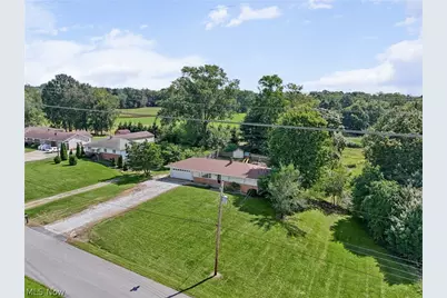 1264 Everbright Drive, Uniontown, OH 44685 - Photo 34