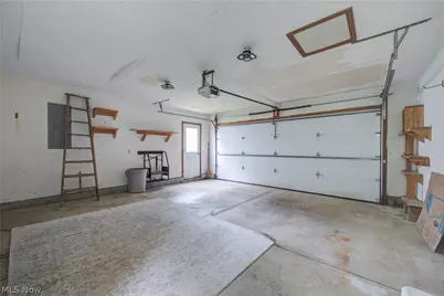 7404 Hidden Glen Drive, Amherst, OH 44001 - Photo 34
