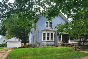 207 Washington St, Marietta, OH 45750 - Photo 2