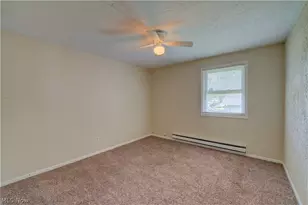 1719 Narragansett Blvd, Lorain, OH 44053 - Photo 22
