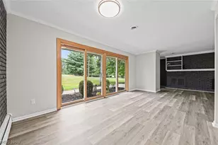 8579 Tanglewood Trail, Chagrin Falls, OH 44023 - Photo 4
