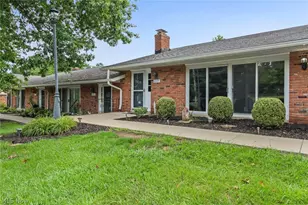 8579 Tanglewood Trail, Chagrin Falls, OH 44023 - Photo 26