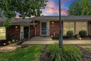 8579 Tanglewood Trail, Chagrin Falls, OH 44023 - Photo 32