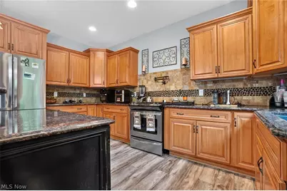 9609 Cliffview Street NW, Clinton, OH 44216 - Photo 12
