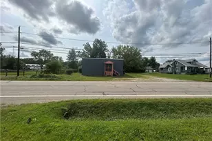 4325 Roseville Rd, Zanesville, OH 43701 - Photo 1