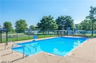 100 Chaucer, Elyria, OH 44035 - Photo 6