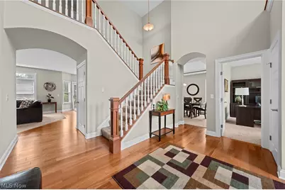 5158 Merrit Drive, Sagamore Hills, OH 44067 - Photo 4