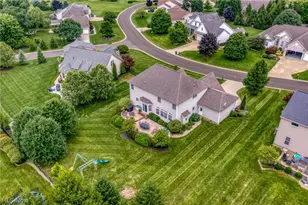 5158 Merrit Dr, Sagamore Hills, OH 44067 - Photo 46