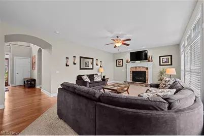 5158 Merrit Drive, Sagamore Hills, OH 44067 - Photo 14