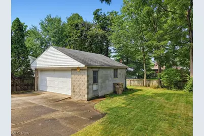 2526 6th Street, Cuyahoga Falls, OH 44221 - Photo 32