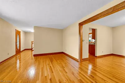 679 S Lake Street, Amherst, OH 44001 - Photo 4