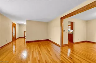 679 S Lake St, Amherst, OH 44001 - Photo 4