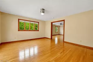 679 S Lake St, Amherst, OH 44001 - Photo 16