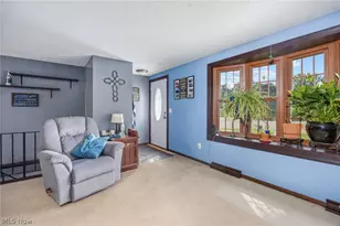 6641 Hillfield St NW, North Canton, OH 44720 - Photo 6