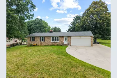6641 Hillfield Street NW, North Canton, OH 44720 - Photo 2