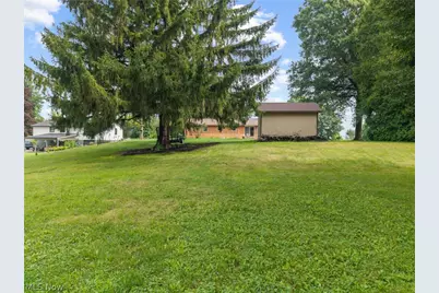 6641 Hillfield Street NW, North Canton, OH 44720 - Photo 24
