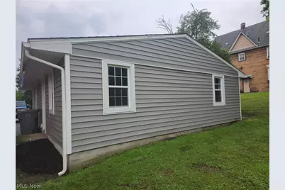 356 Randolph Street, Youngstown, OH 44509 - Photo 2