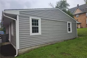 356 Randolph St, Youngstown, OH 44509 - Photo 2