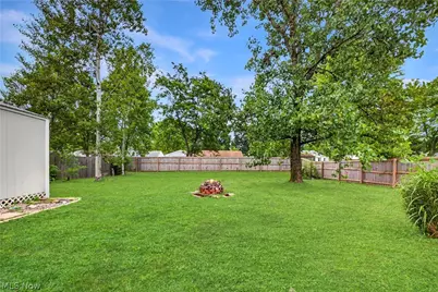 347 Sylvia Drive, Chardon, OH 44024 - Photo 6