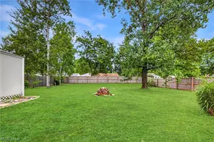 347 Sylvia Dr, Chardon, OH 44024 - Photo 6