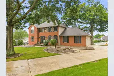 3379 Stratham Circle NW, Canton, OH 44708 - Photo 2