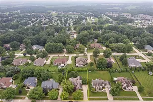 2256 Canterbury Ln, Wooster, OH 44691 - Photo 2