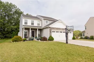 37456 W Fenwick Dr, North Ridgeville, OH 44039 - Photo 2