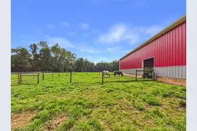 827 Darnold Road, Vincent, OH 45784 - Photo 42