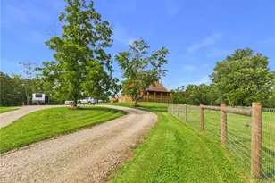 827 Darnold Rd, Vincent, OH 45784 - Photo 4