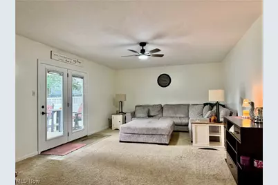 118 Northwood Drive, Dover, OH 44622 - Photo 2