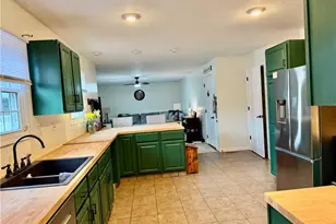 118 Northwood Dr, Dover, OH 44622 - Photo 4